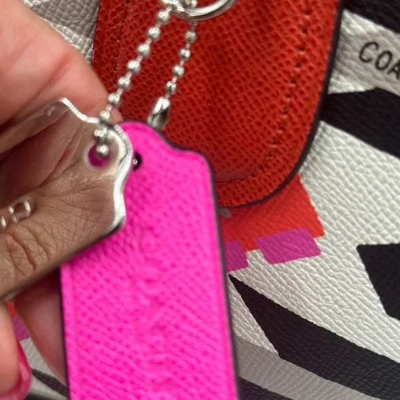 Coach Aztec Print 
Dream Weaver Tote Bag. RARE - Picture 4 of 9